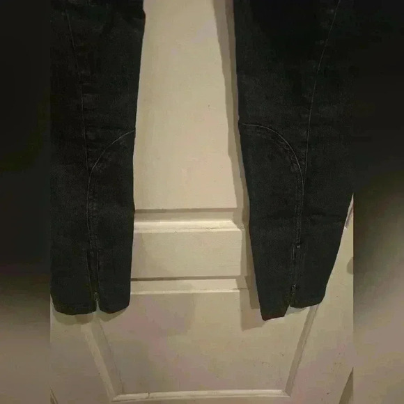 P7000 chico's platinum denim charcoal denim zipper leg skinny jeans size 0/ 28in - Picture 7 of 8